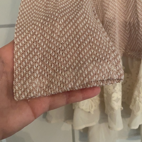 Mauve and Cream Entro Top - Picture 5 of 7